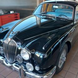 1961 Jaguar mk2 